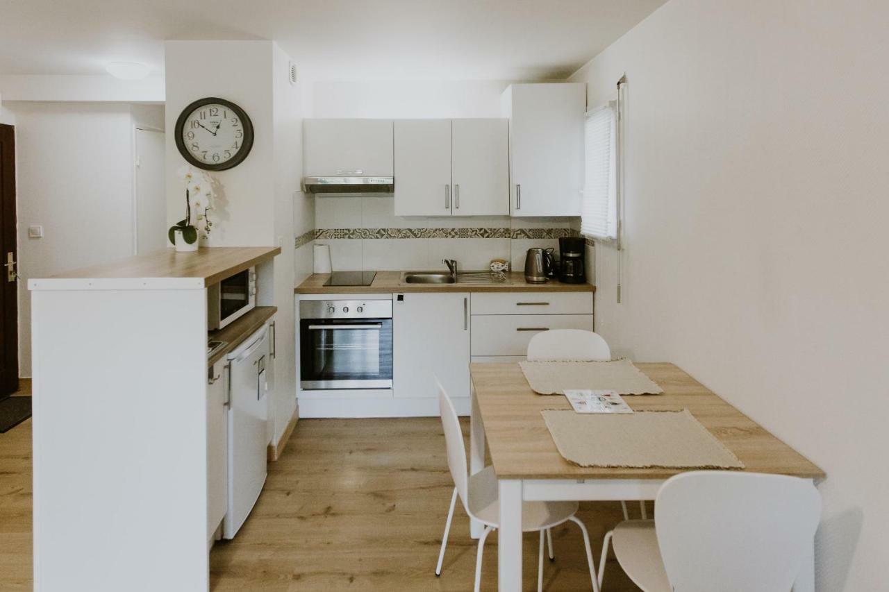 Appartement 4 Personnes Jardin Et Parking Vannes Kültér fotó